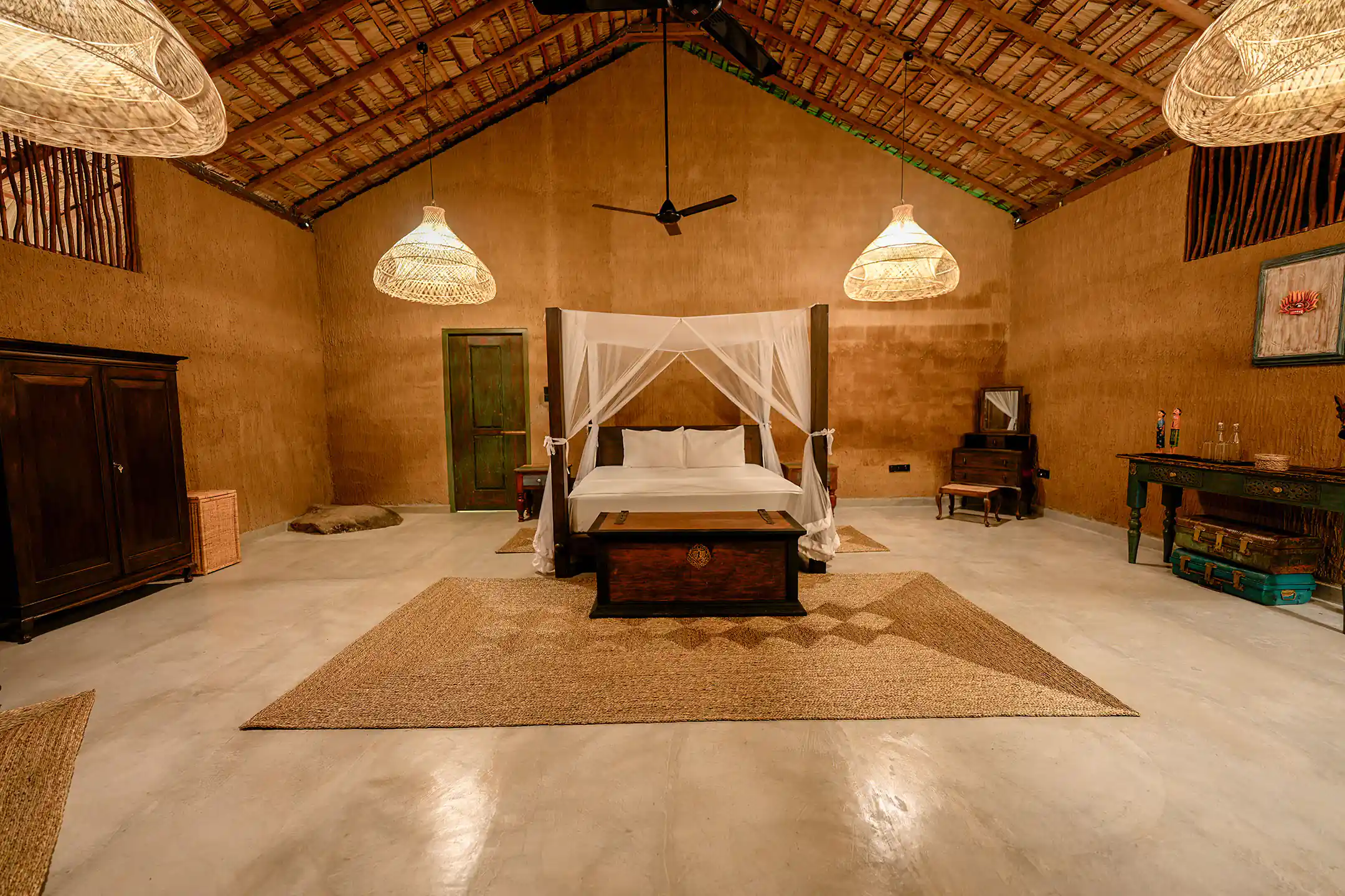 Beyond the Ordinary Sri Lanka by Chris and Bec & Haz and Loz